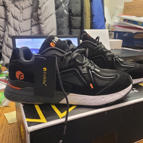 Man's sneaker wide - Picture 4 of 9